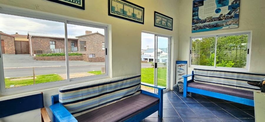 3 Bedroom Property for Sale in Kleinbaai Western Cape